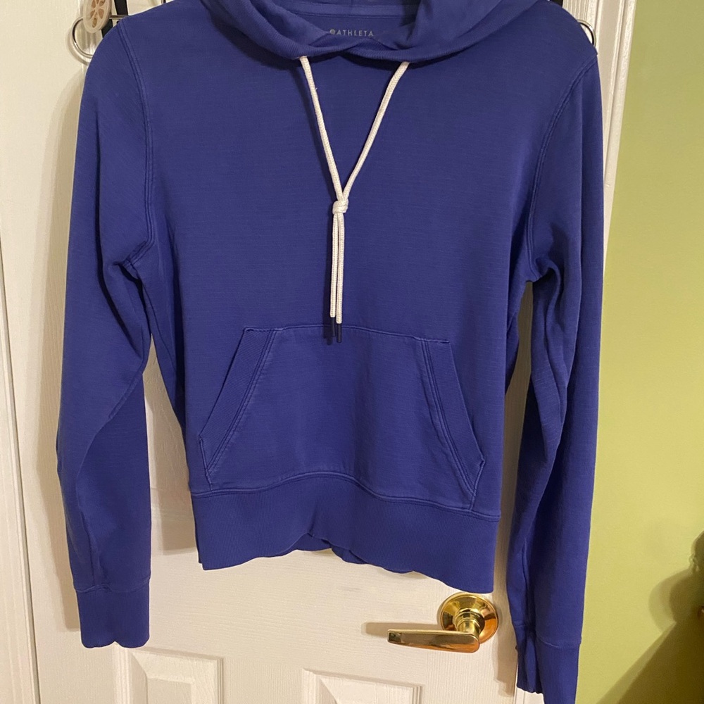 Athleta Women's Purple Hoodie with White Drawstring